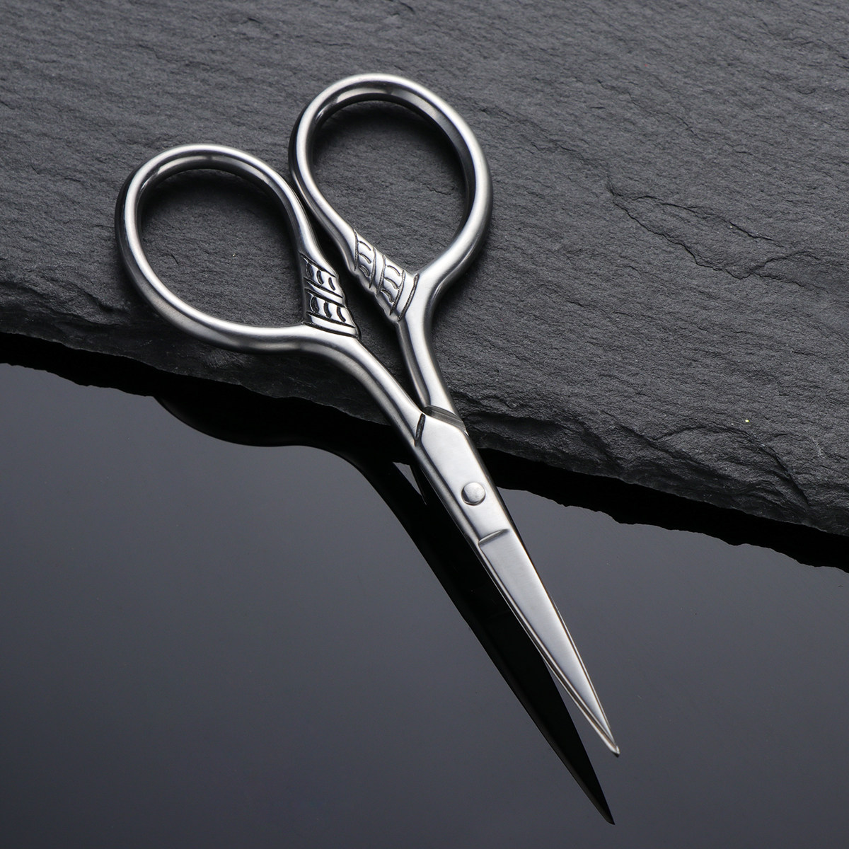 Stainless Steel Beard Trimming - Men'S Grooming Mirror のレビューと価格