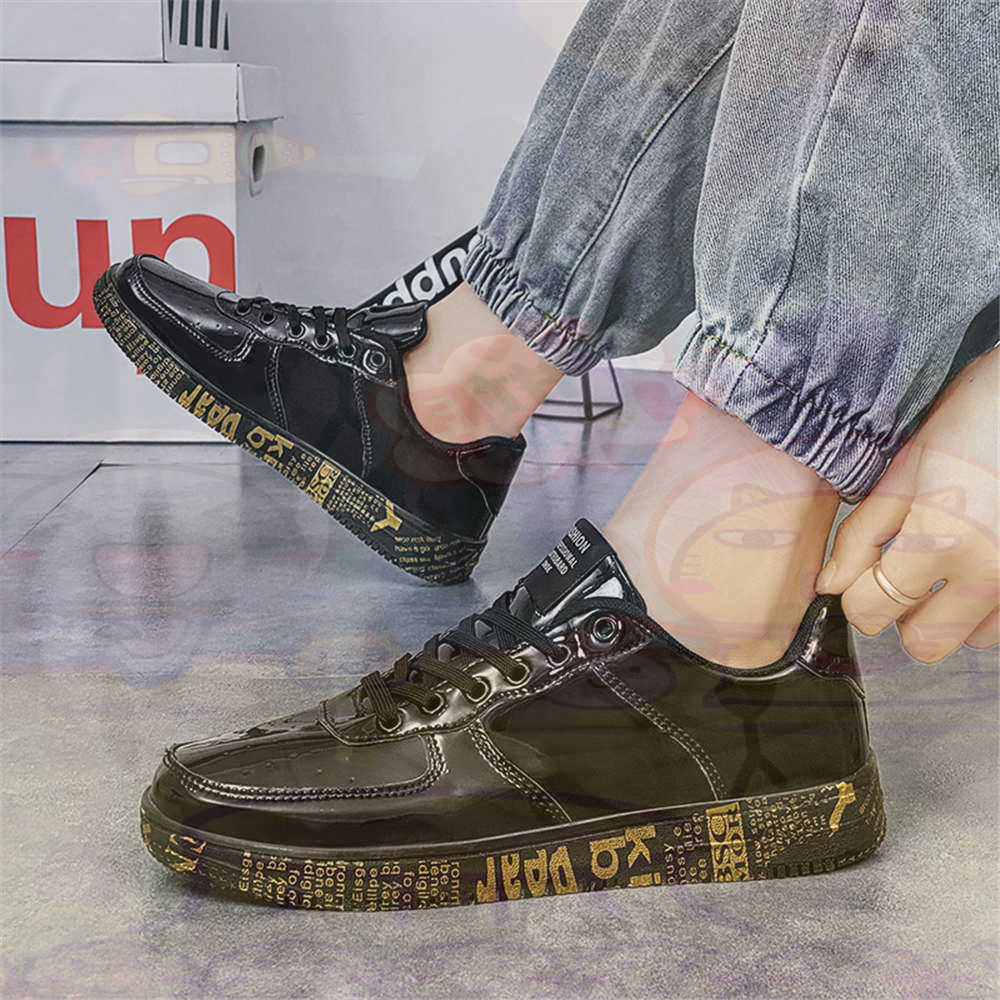 Round Foot Size 45 Sneakers Wh - Young Men'S Grooming Kit のレビューと価格