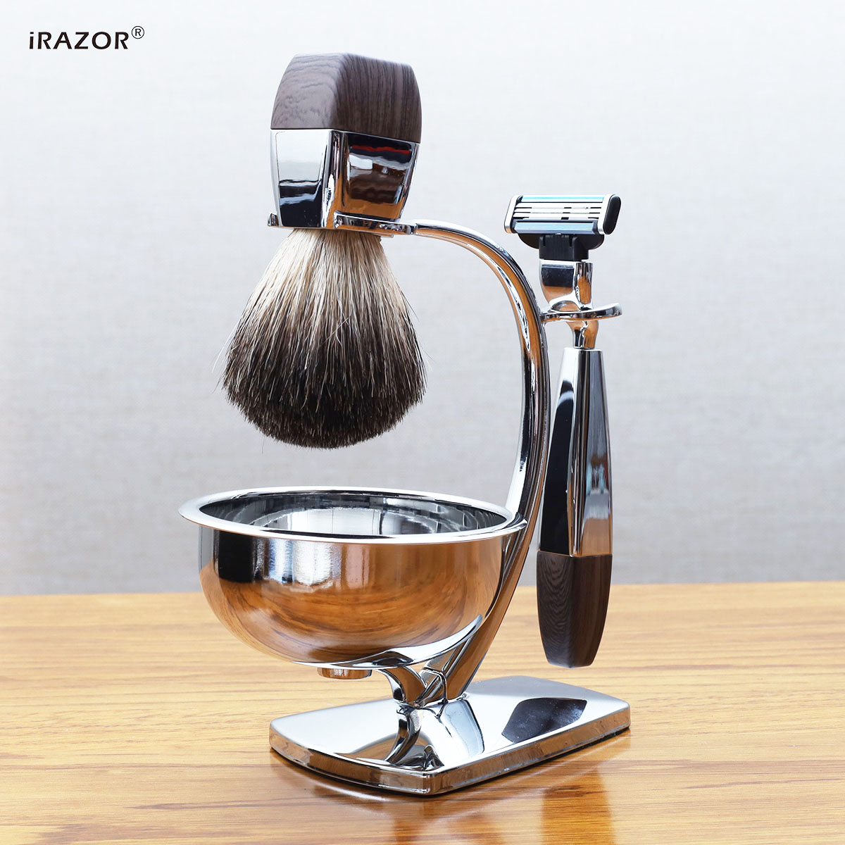 iRAZOR Professional Wet Shavin - Men'S Grooming Razor Kit のレビューと価格
